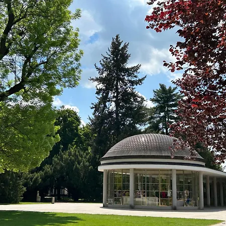 아파트 V Srdci Podebrad 100m2 포데브라디