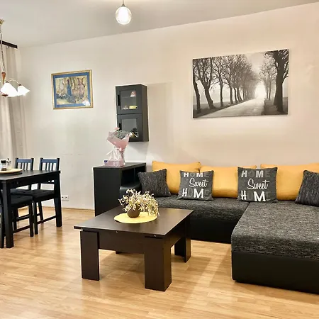 V Srdci Podebrad 100m2 아파트